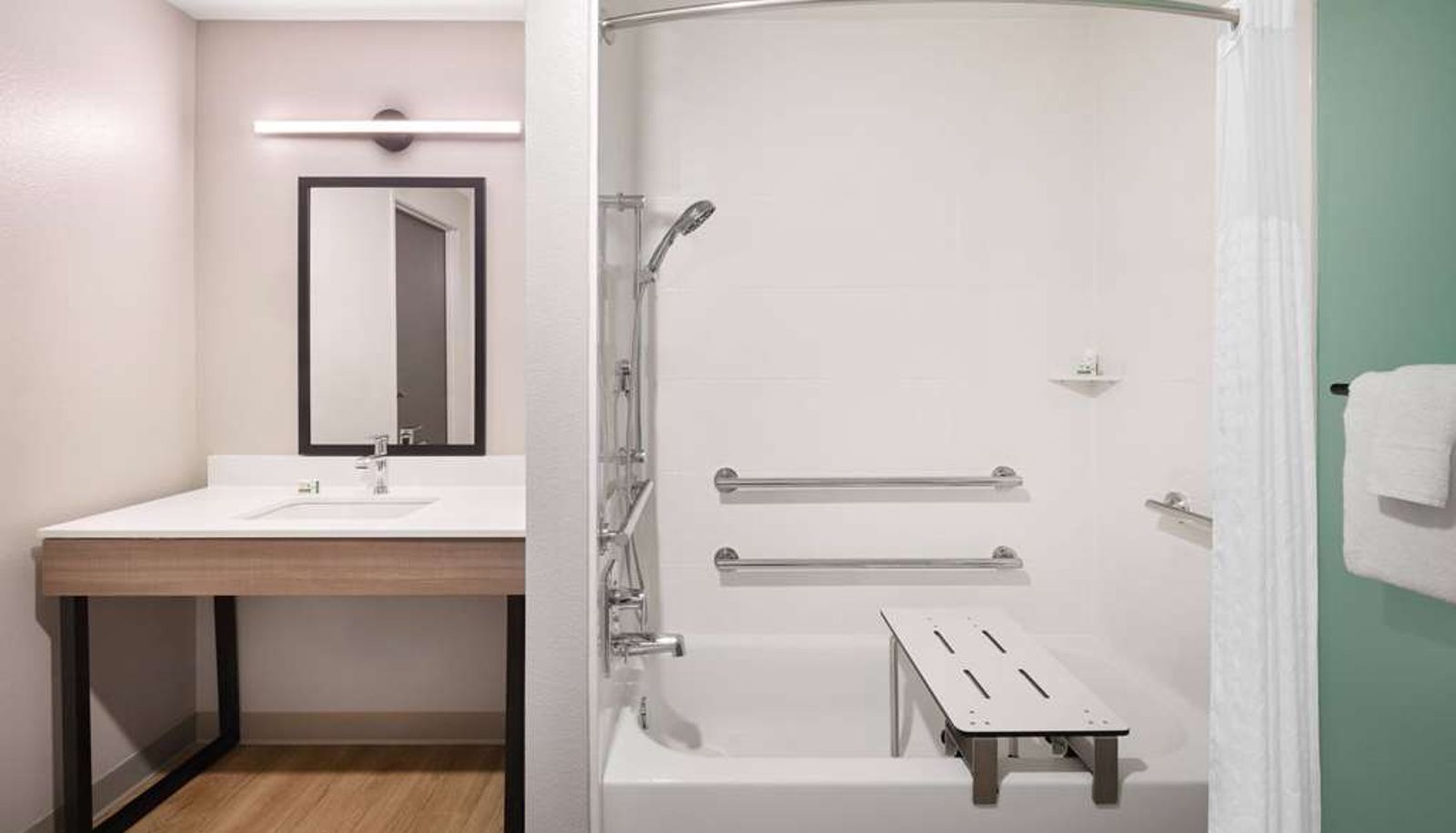Zimmer - ECHO Suites Extended Stay by Wyndham Dallas Plano/Frisco