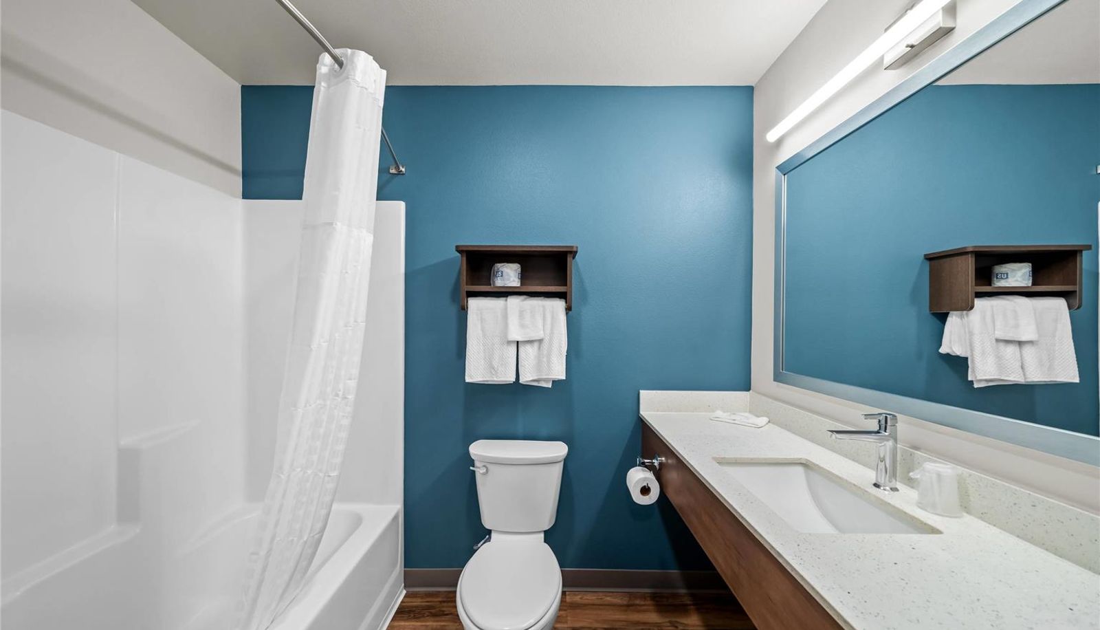 Room - WoodSpring Suites Orlando East UCF