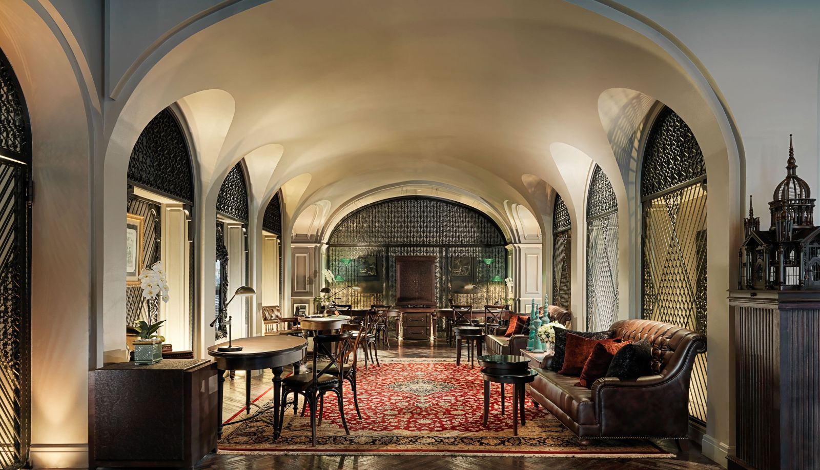 Hal - Hotel Muse Bangkok Autograph Collection