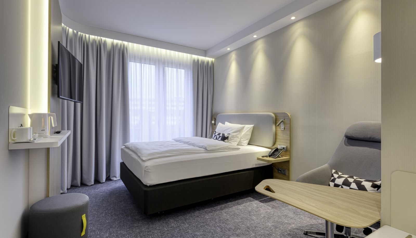 Room - Holiday Inn Express MUNICH AIRPORT - ERDING by IHG