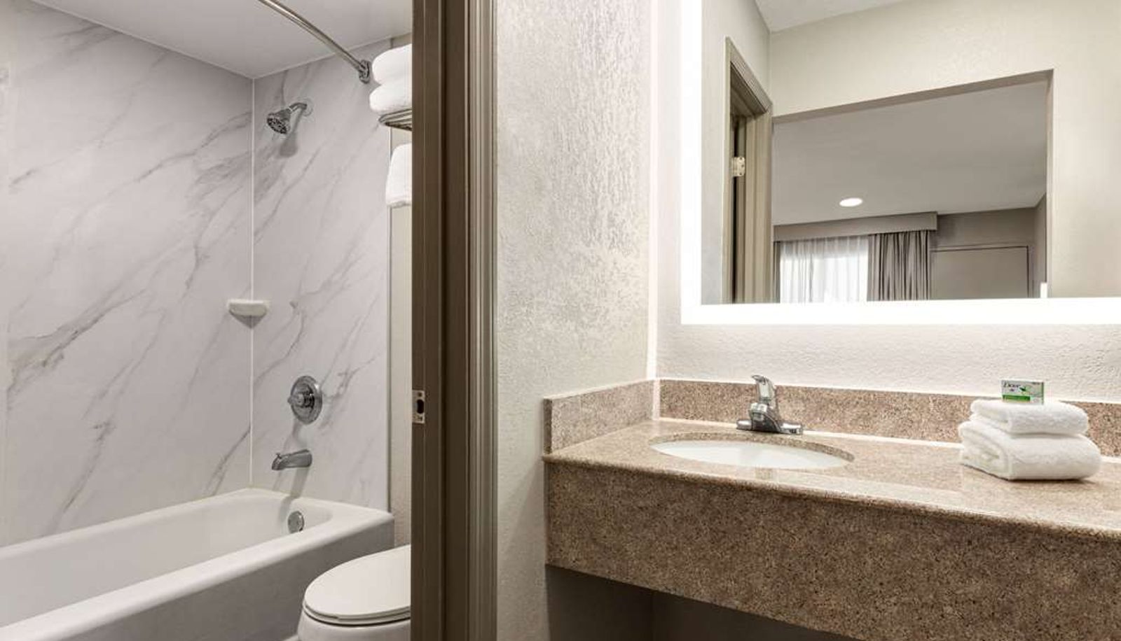 Room - Baymont by Wyndham Emporia VA