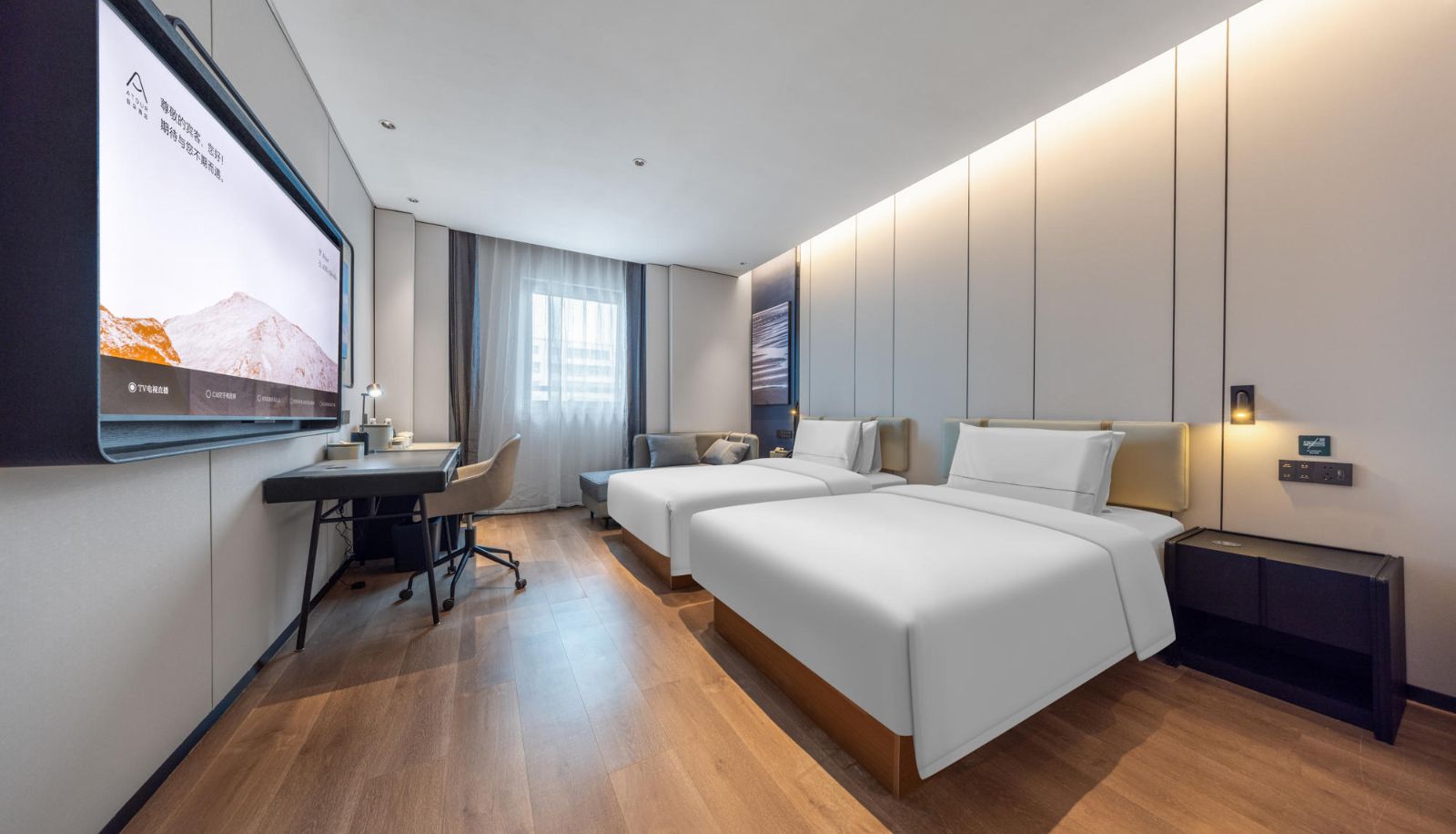 Camera - Atour Hotel  Mudanqiao Subway Station  Jiudu Middle Road  Luoyang