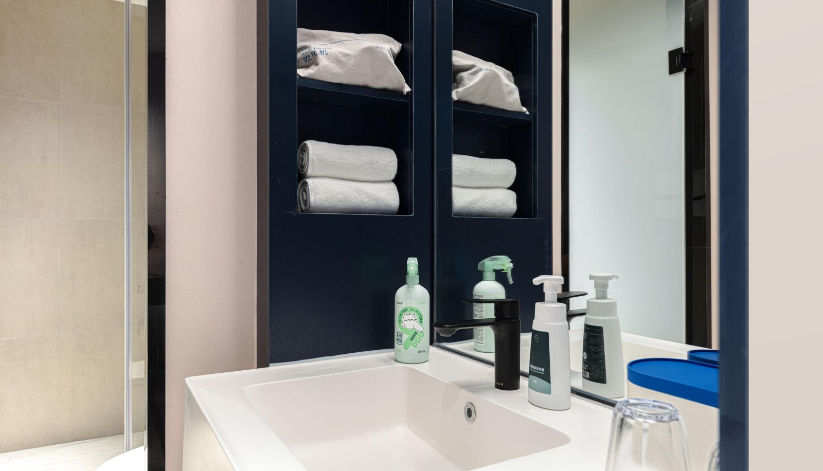 Kamer - Hangzhou Zijingang Science and Technology City Light Residence Hotel