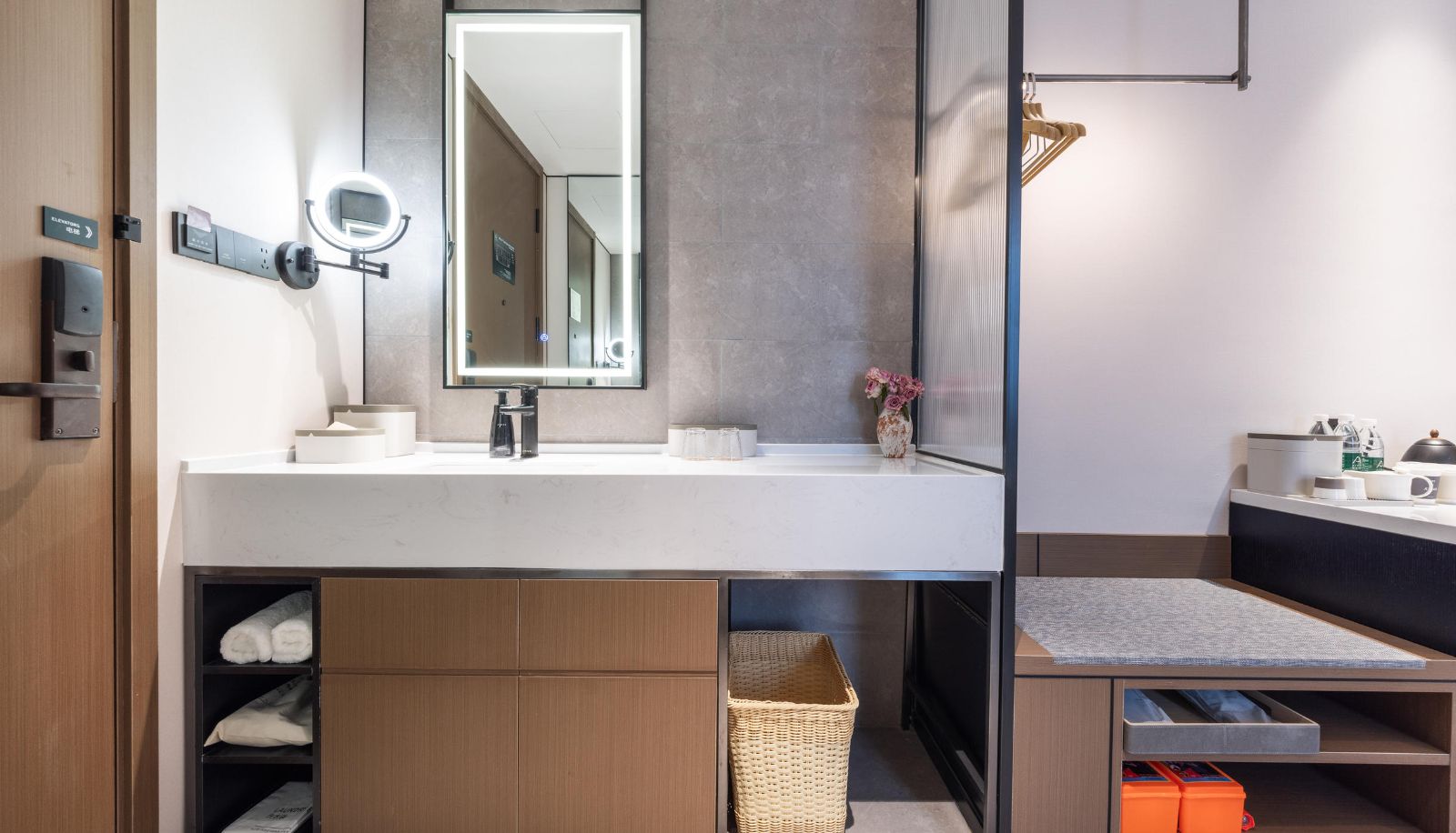 Room - Atour Hotel  Xiaolugu Park  Urumqi High speed Railway Station