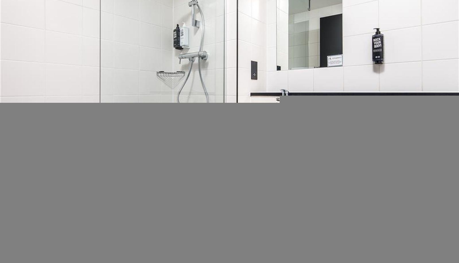 Room - ibis London Heathrow T5