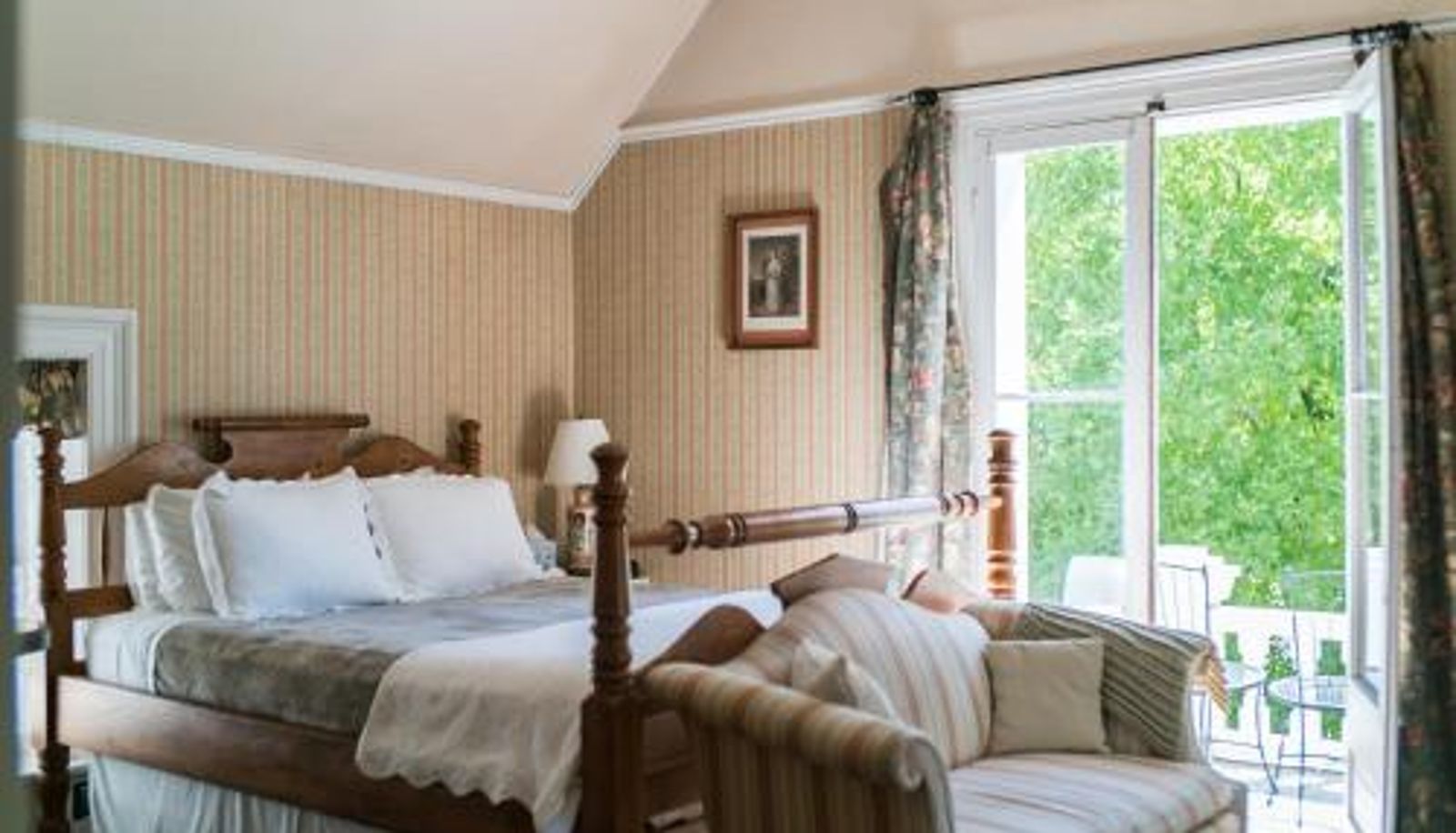 Chambre - The Mulberry Inn -An Historic Bed and Breakfast