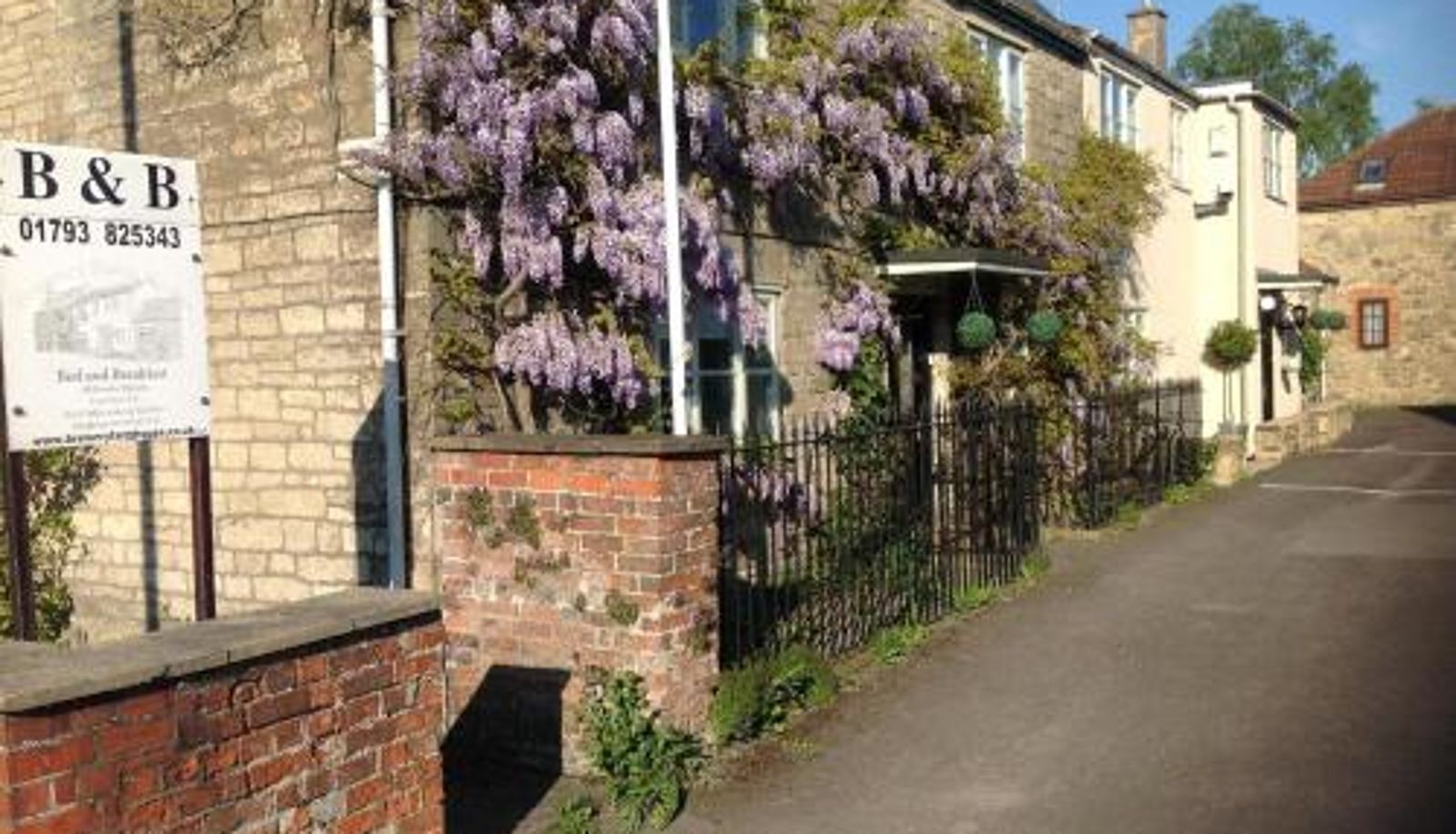 Area esterna dell'hotel - Brewery Farm House Bed & Breakfast