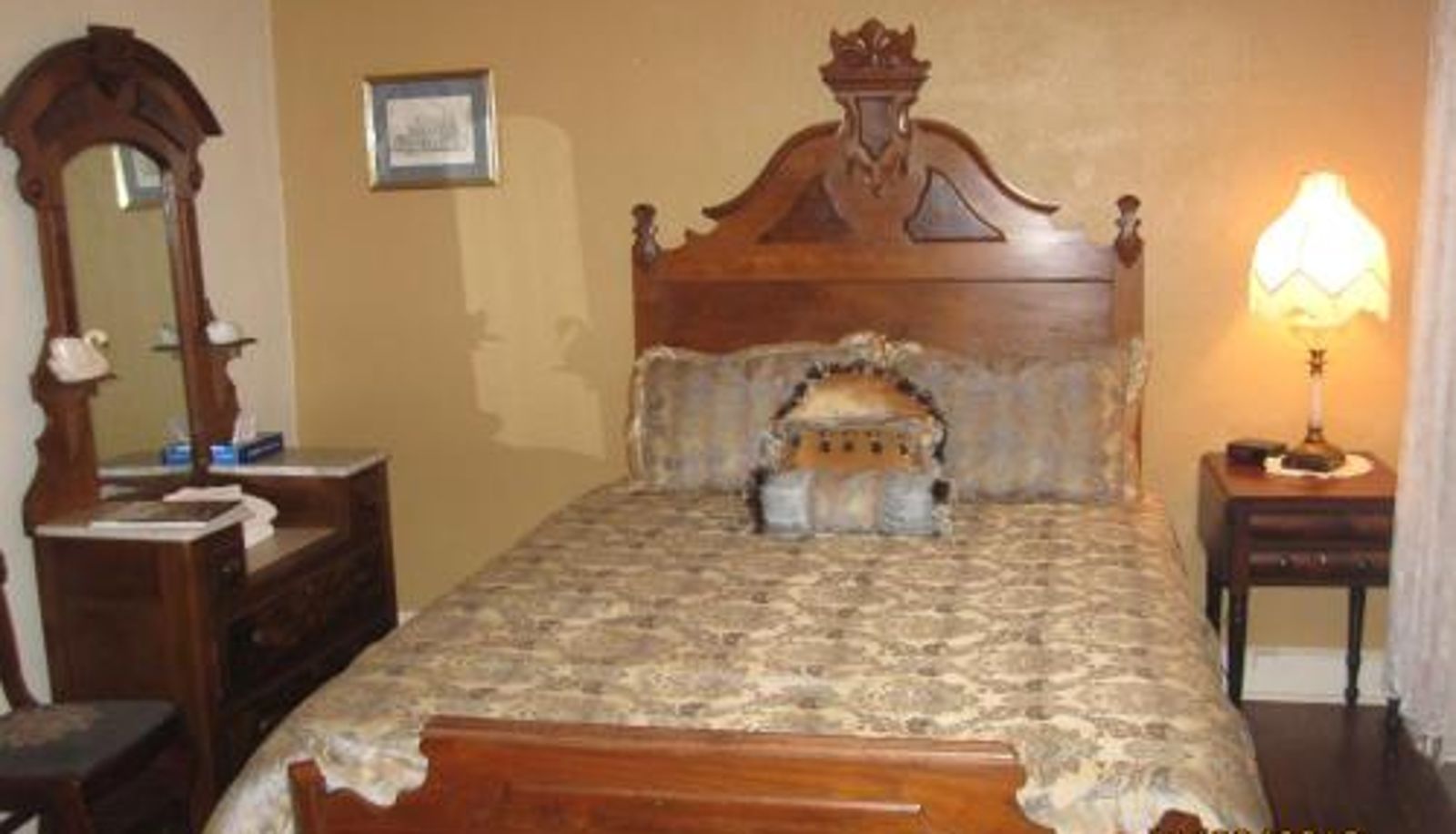 Room - Inn at the Old Silk Mill