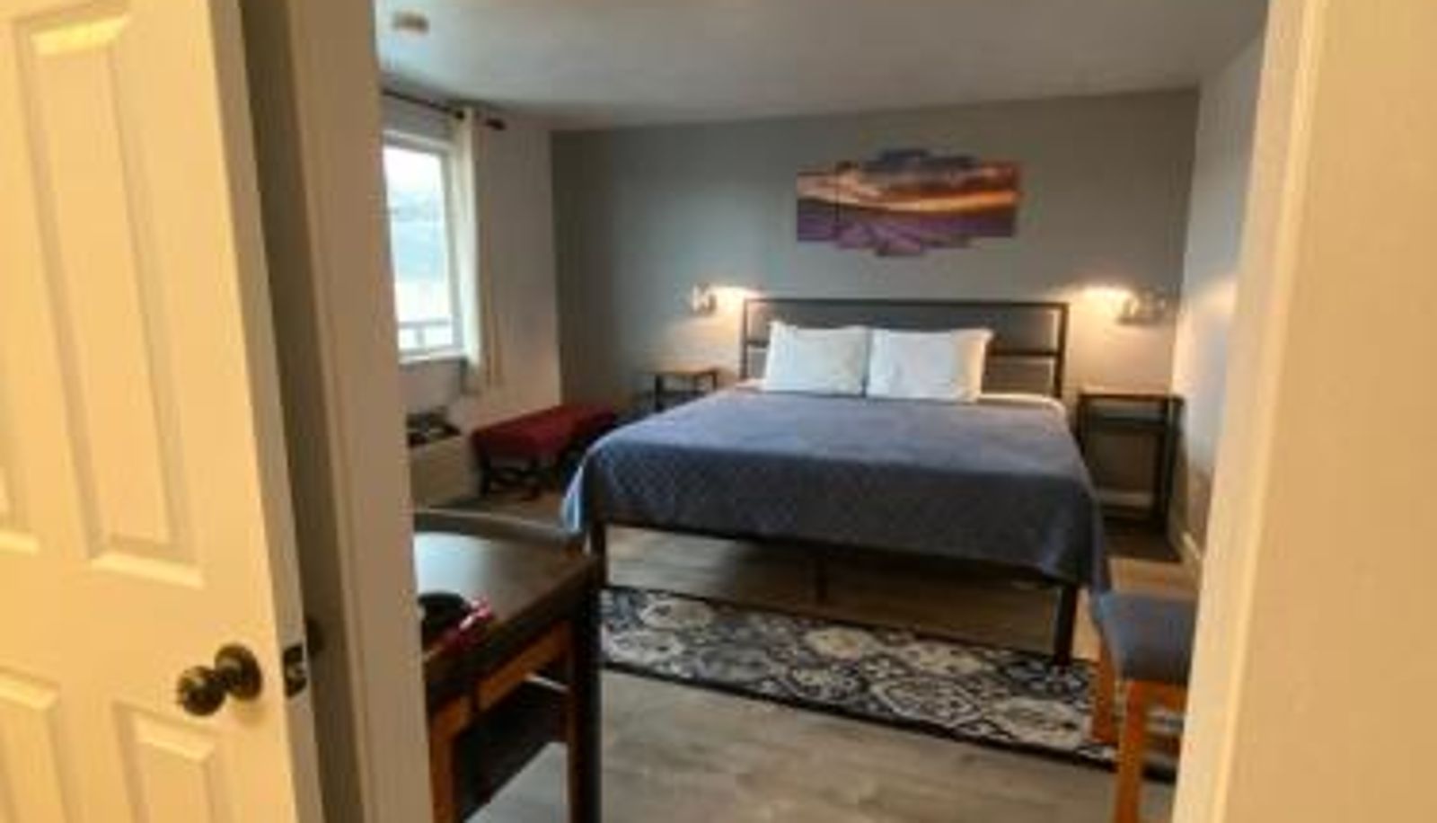 Standard room - Aircrest Motel