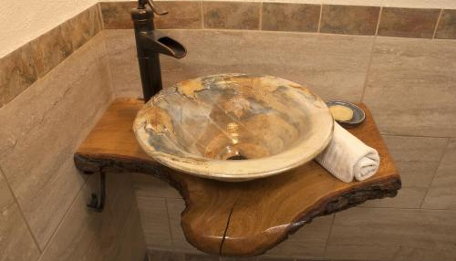 Badezimmer - Hidden Serenity Bed and Breakfast