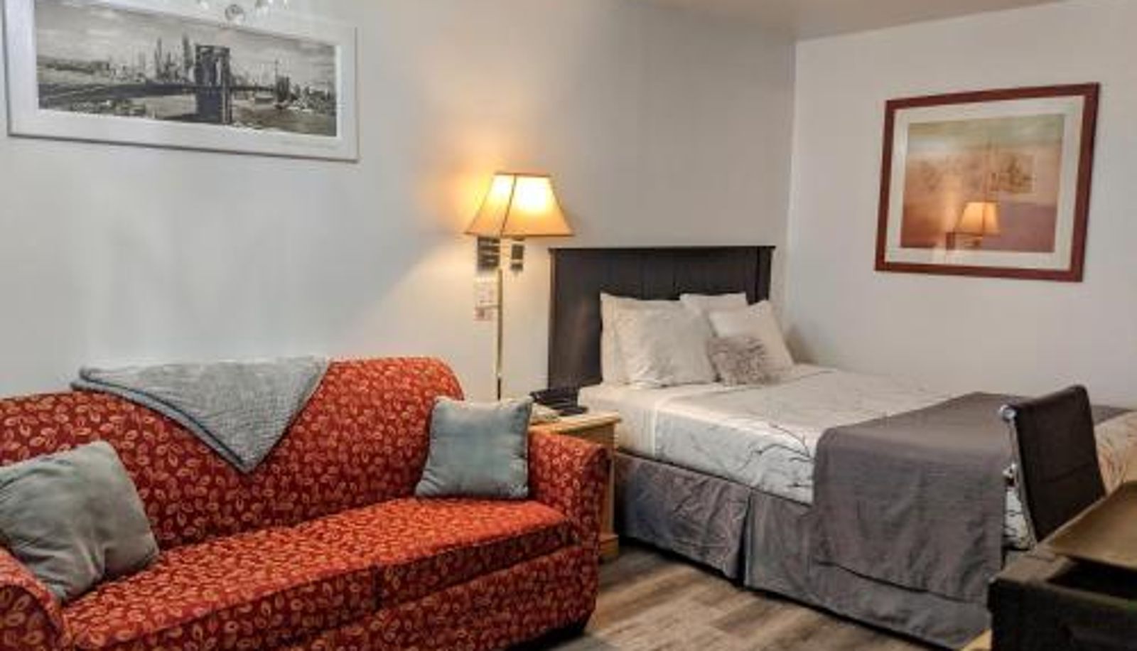 Info - Skyview Motel - Prairie du Sac