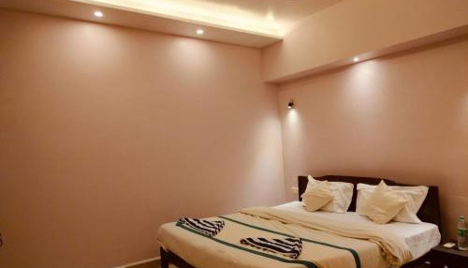 Room - Royalstar Resort