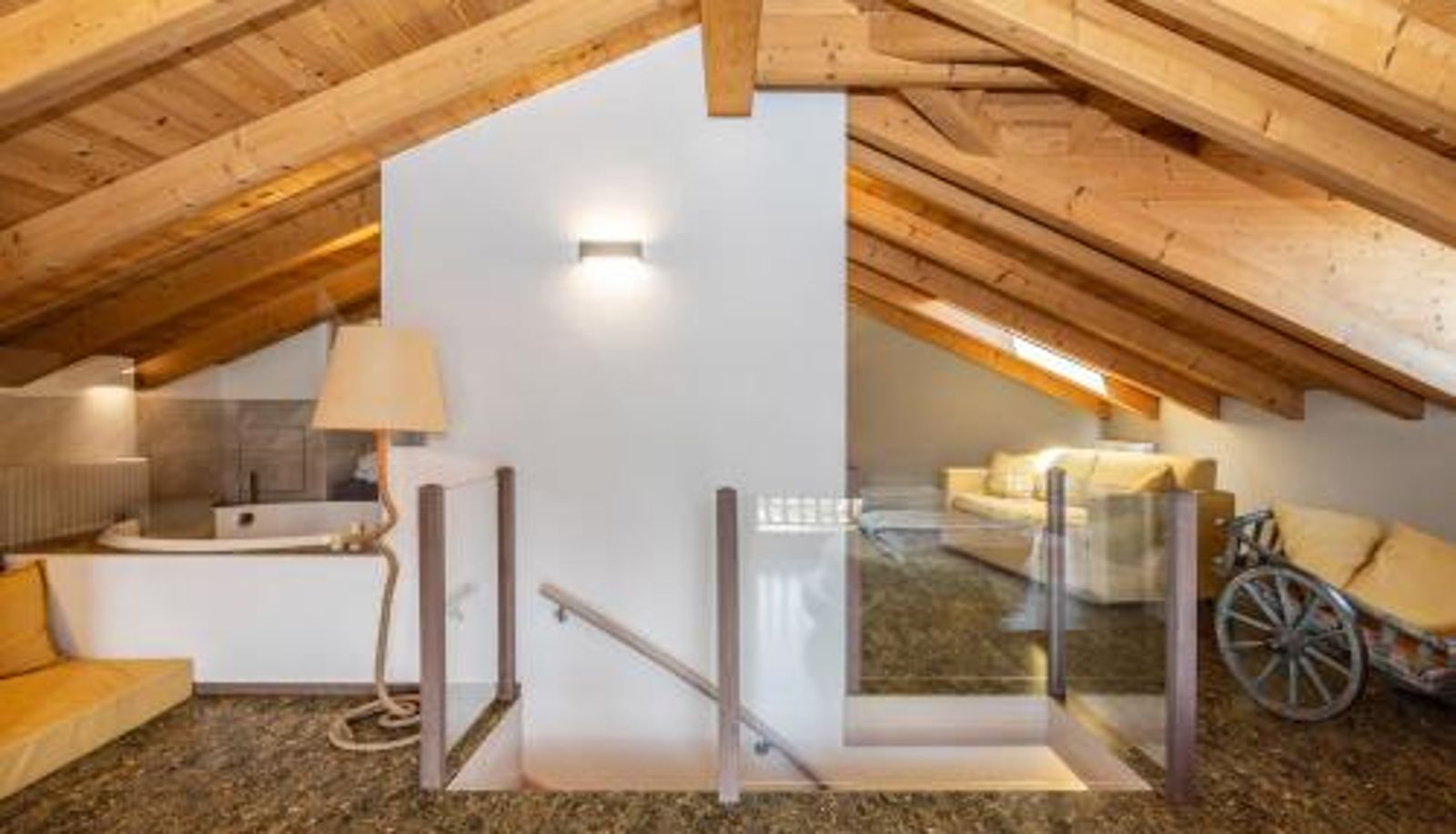 Zimmer - Horse House