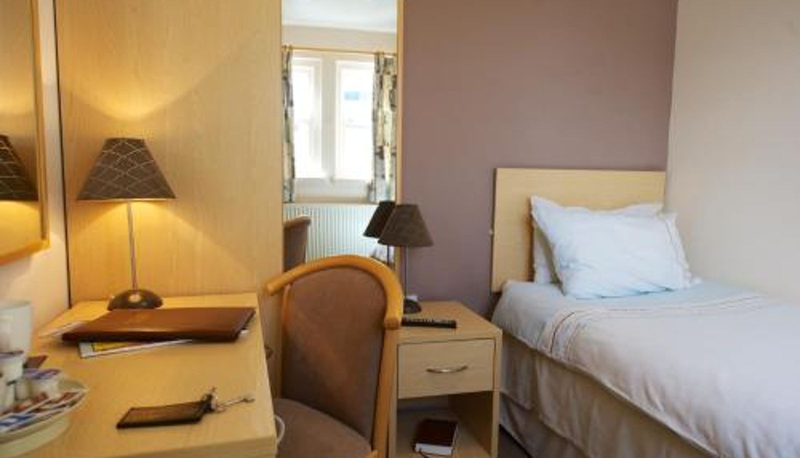 Zimmer - Rose and Crown Hotel