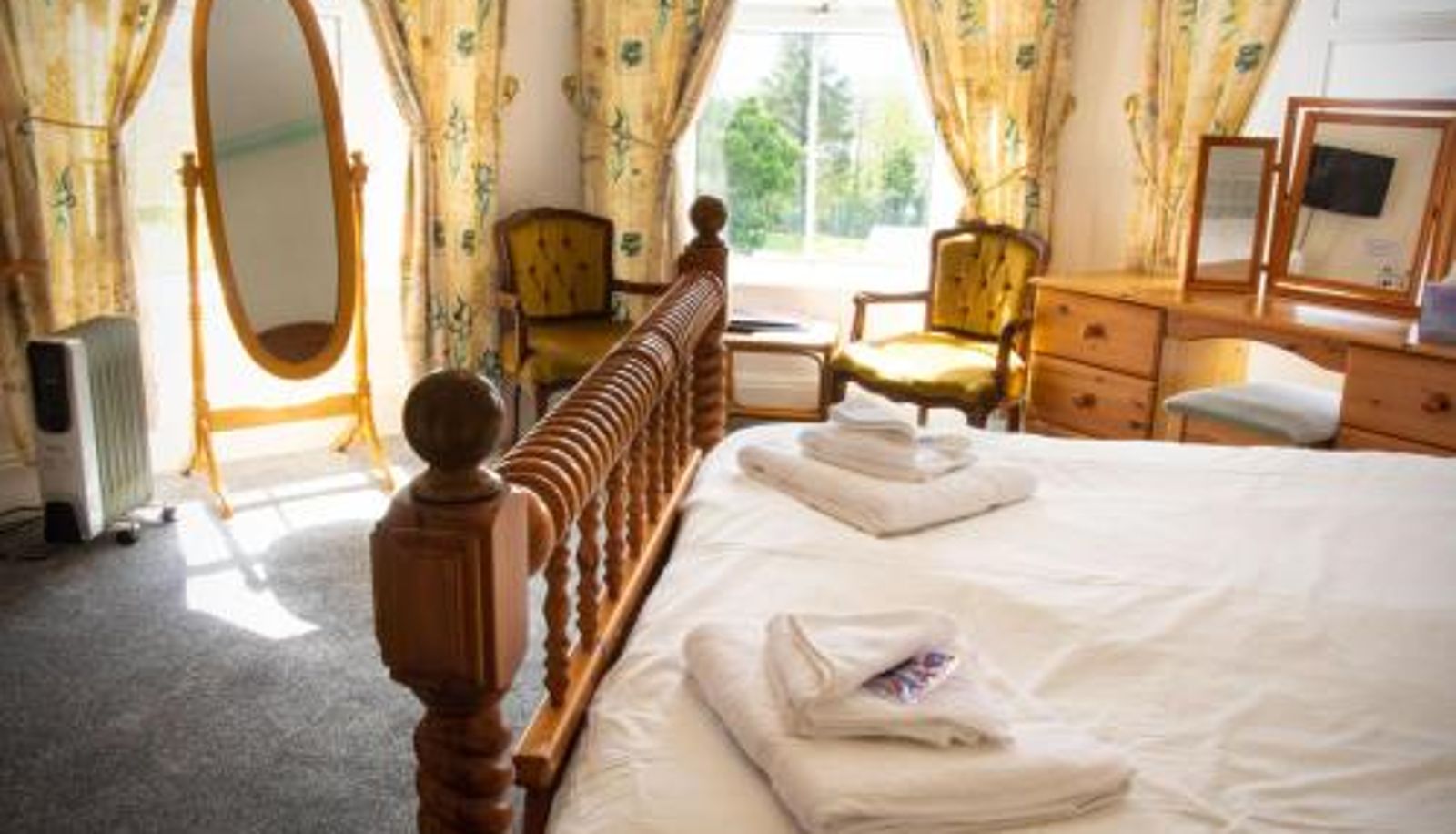 Info - isallt guesthouse