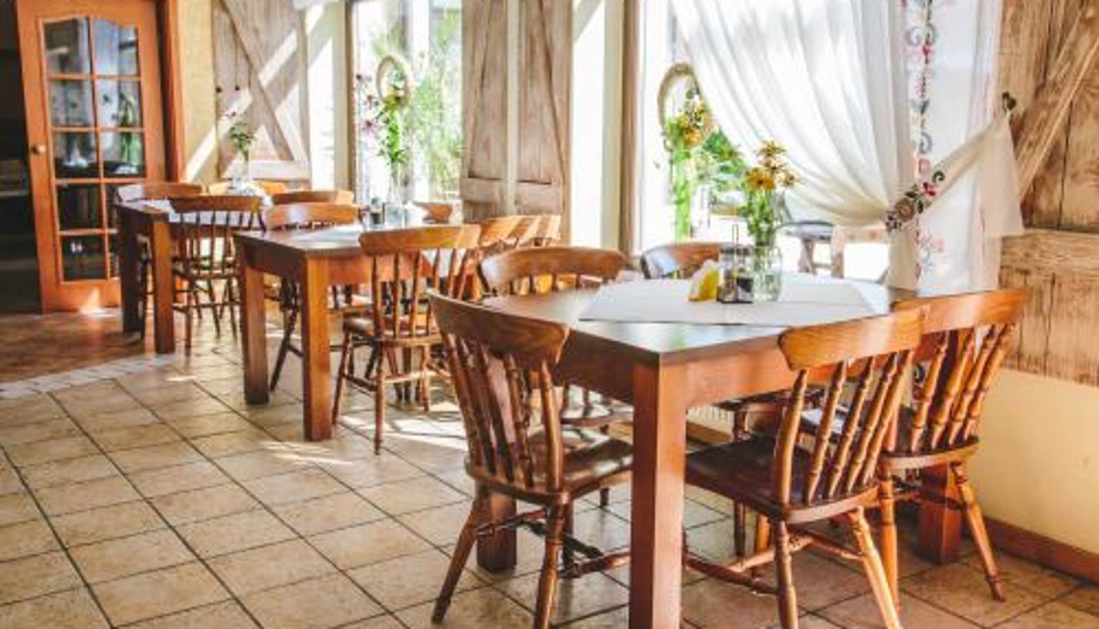 Breakfast room within the restaurant - Hotel Zodiak