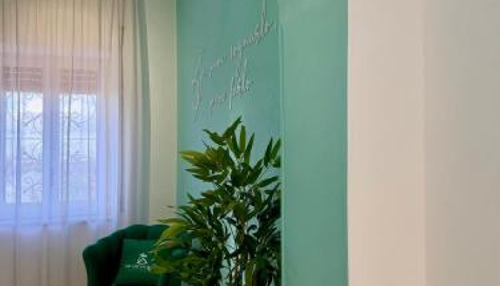 Info - The green leaves