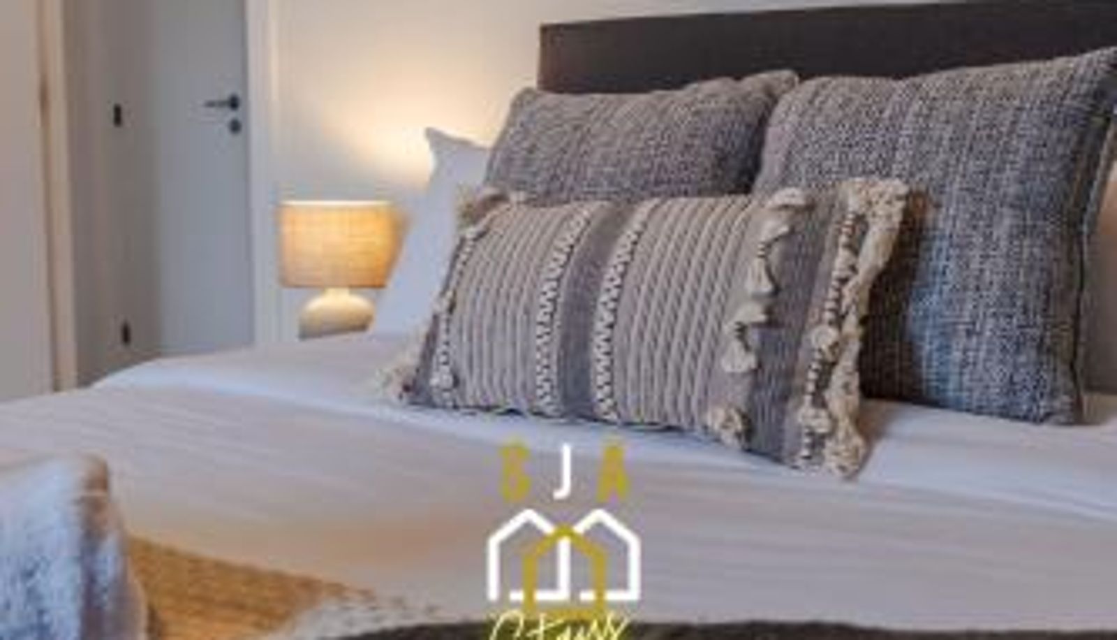 Apartment - Merkland Stay - SJA Stays - Modern 2 Bed Apartment