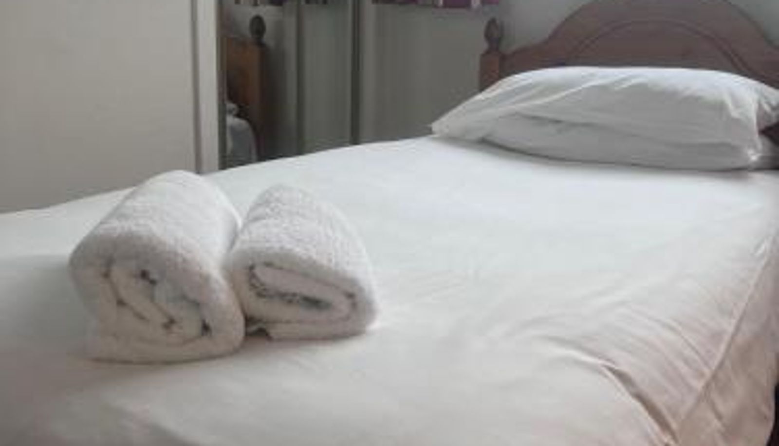 Room - Brig Inn Hotel