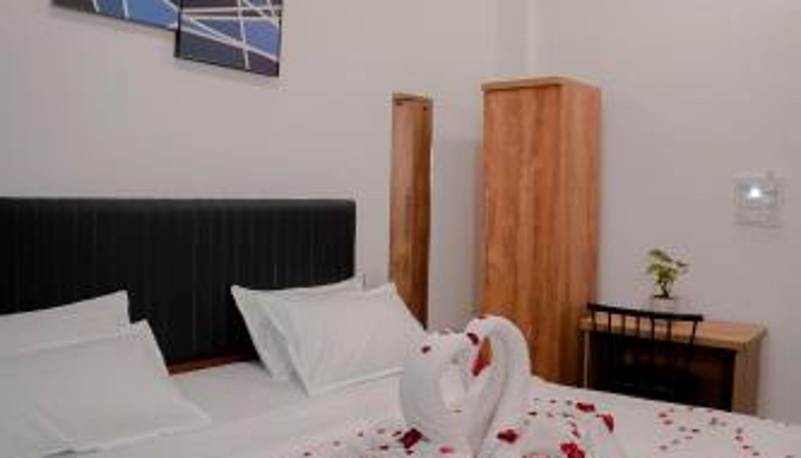 Room - Hotel Royal Accord
