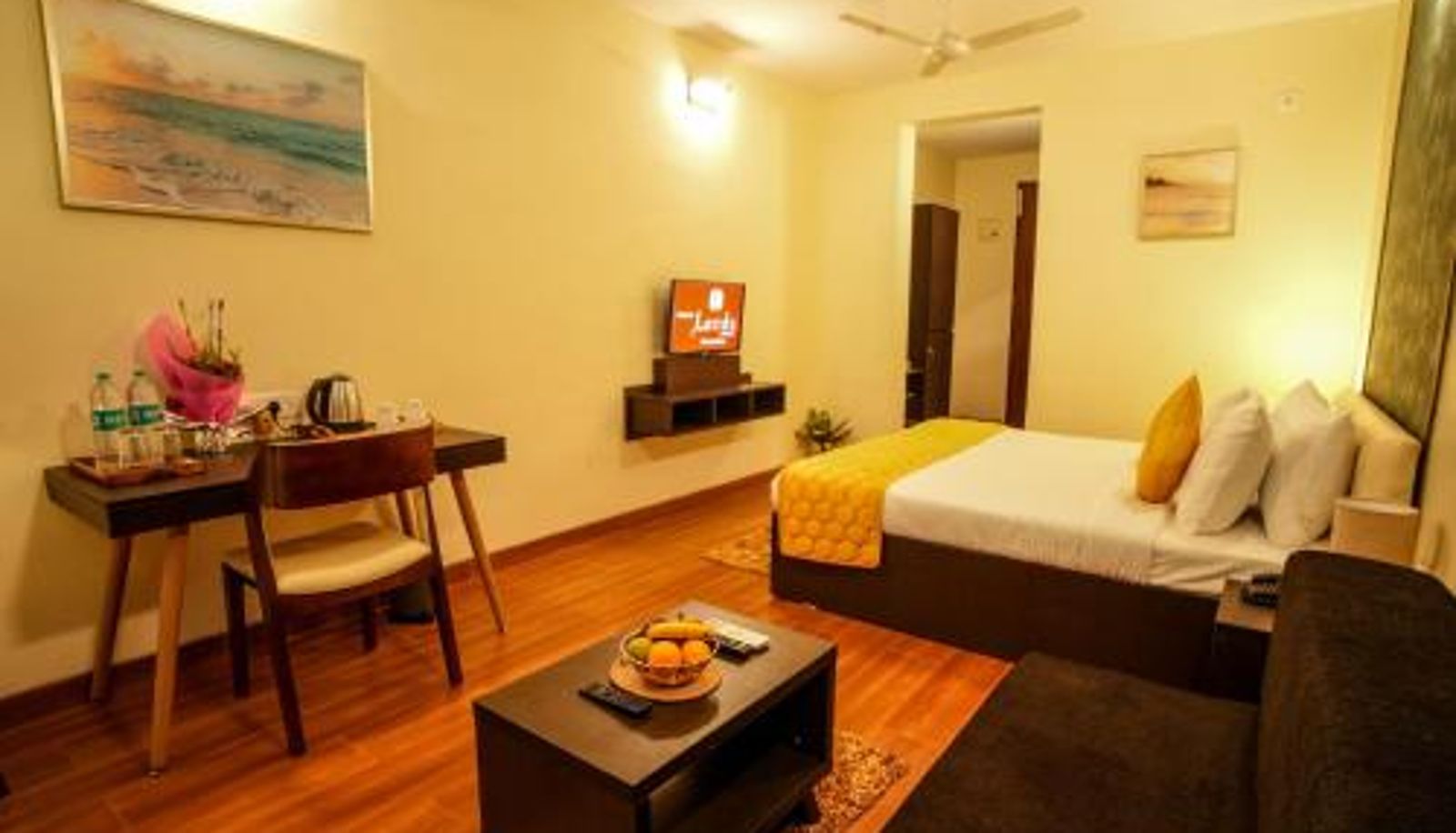 Kamer - Gaurav Lords Resort