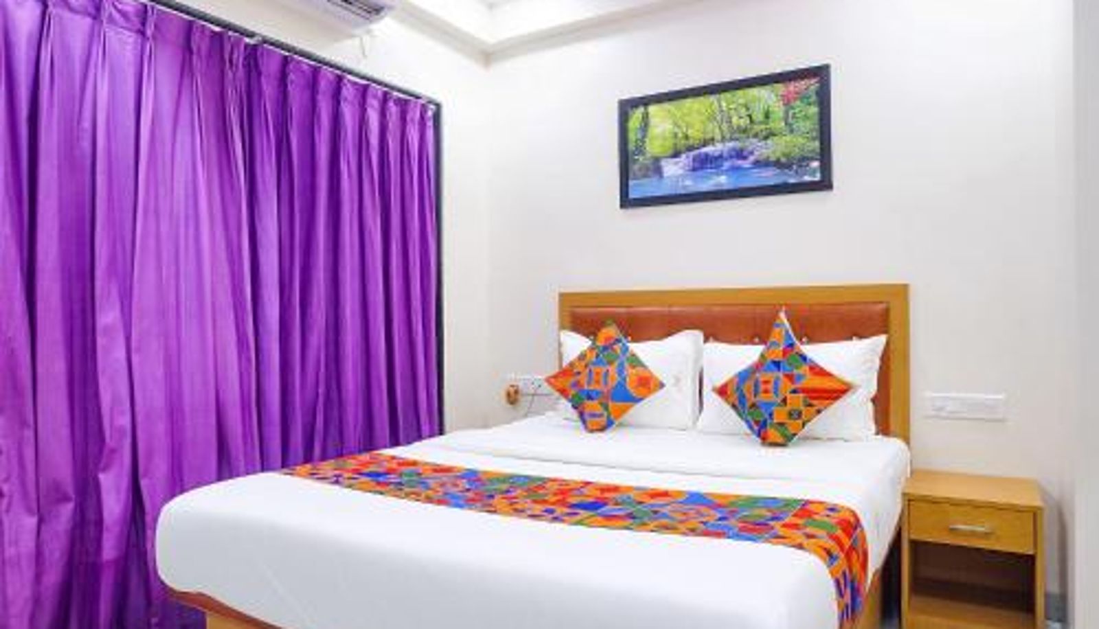 Zimmer - FabHotel Falcon Executive - Pan card club road