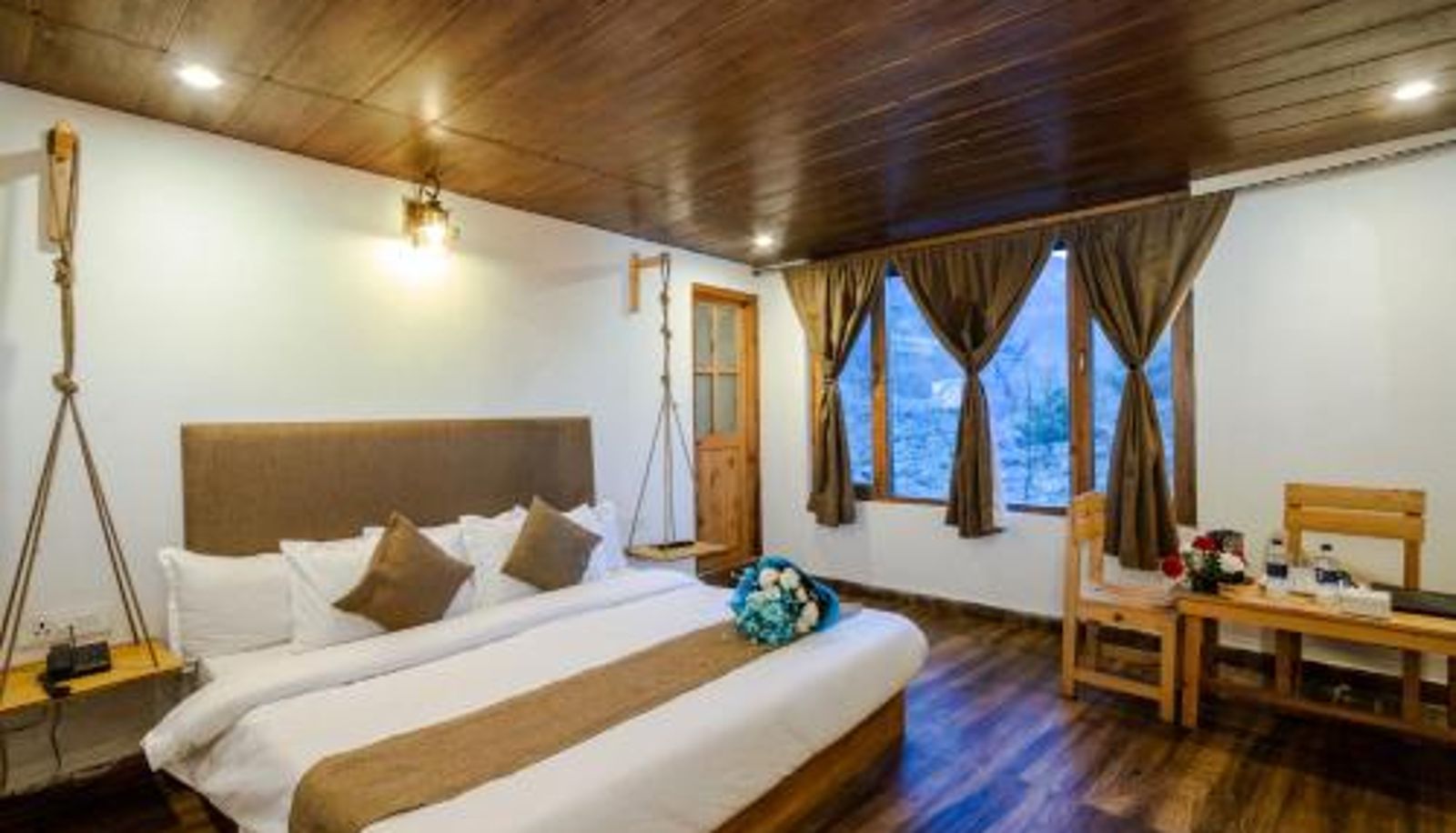 Room - Unique River Front Resort Winterfell The Stay