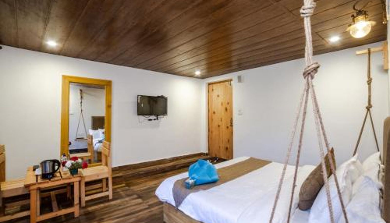 Room - Unique River Front Resort Winterfell The Stay