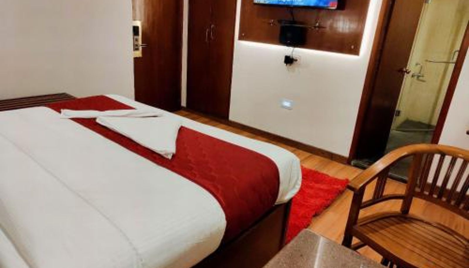 Zimmer - Skylinn Stays - Unit of Prohotel