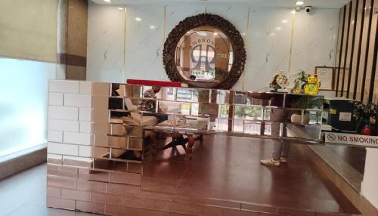Info - New Delhi  Mahipalpur  Block RZ  Road No 6 HOTEL AMBROSIA - Managed by Zenith A-217