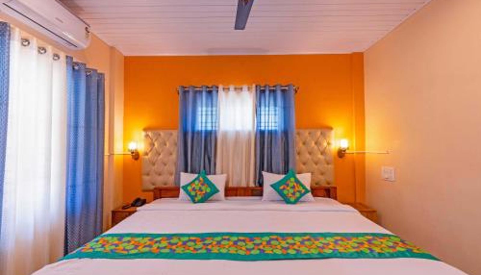Room - Treebo River View