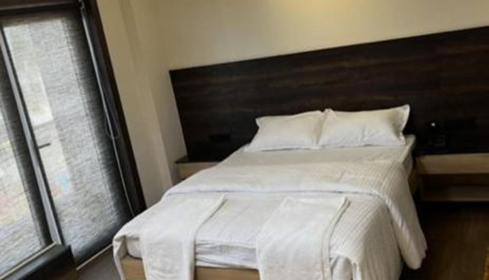Zimmer - ANT Biz Rooms Near Chennai Trade Centre