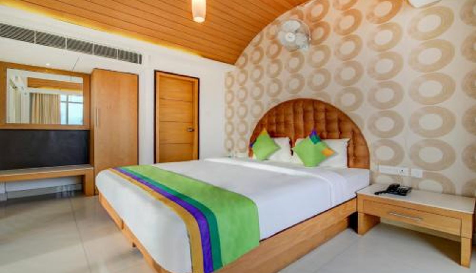 Suite - Cilantro By The Sea