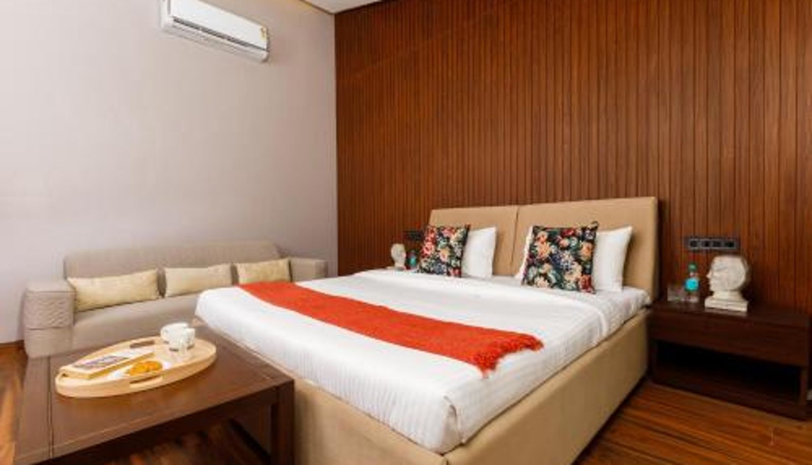 Zimmer - Pool Villas by Baya Resorts - Karjat