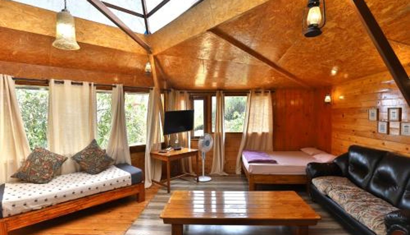 Family room - De Rock Jungle Living Resort