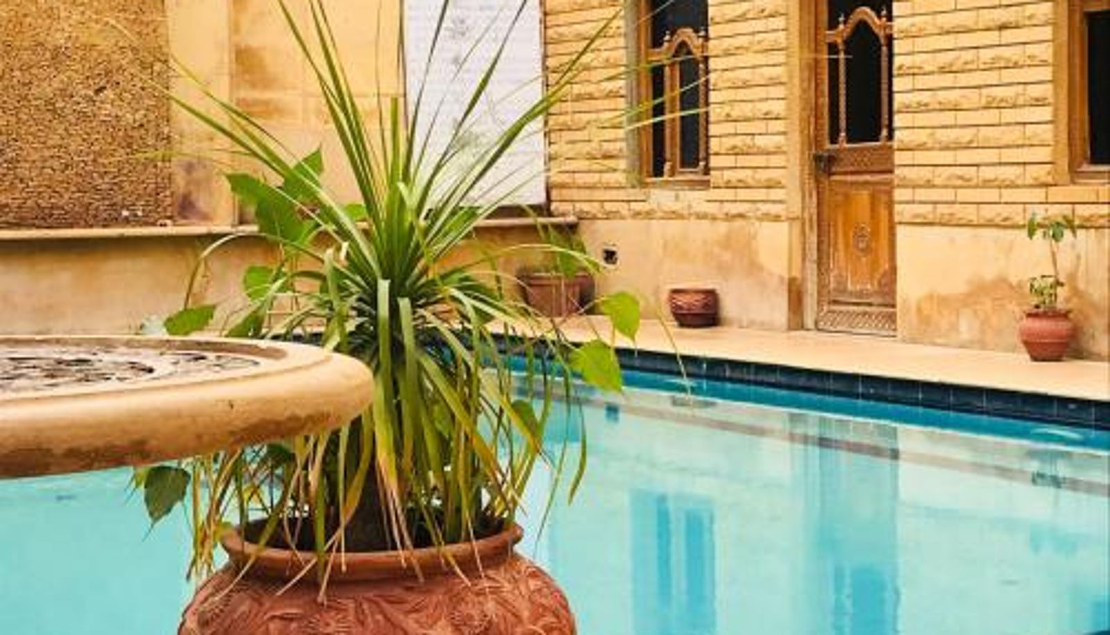 Piscine - Hotel Golden City with Swimming Pool