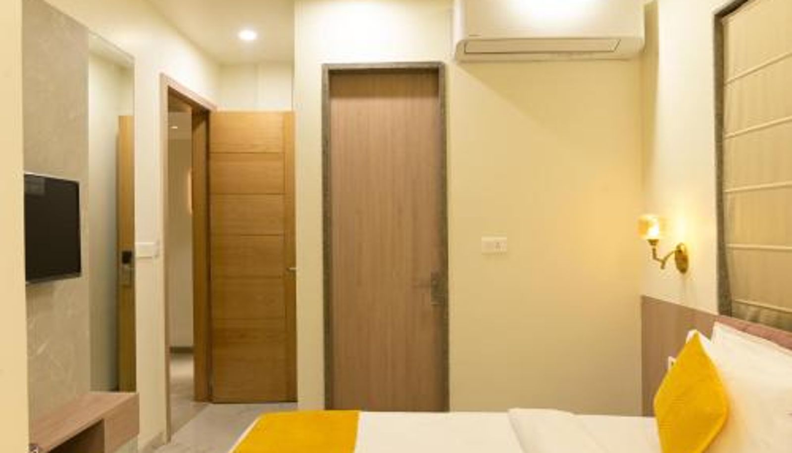 Room - Hotel Aditya Grand