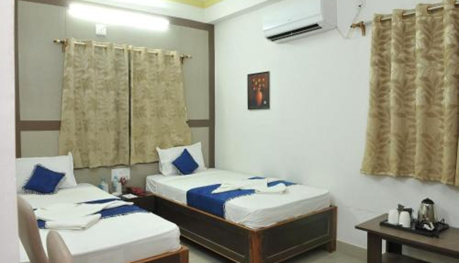 Zimmer - New Hotel Shiva