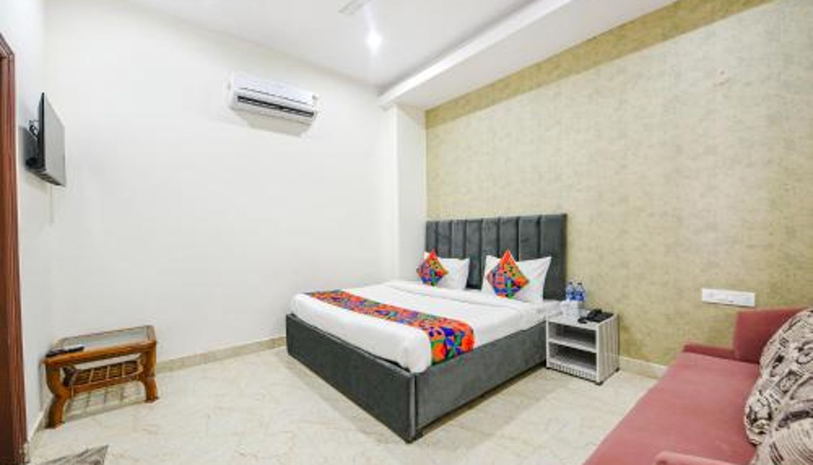 Info - FabHotel Kavya Inn - Nr The Mall of Faridabad