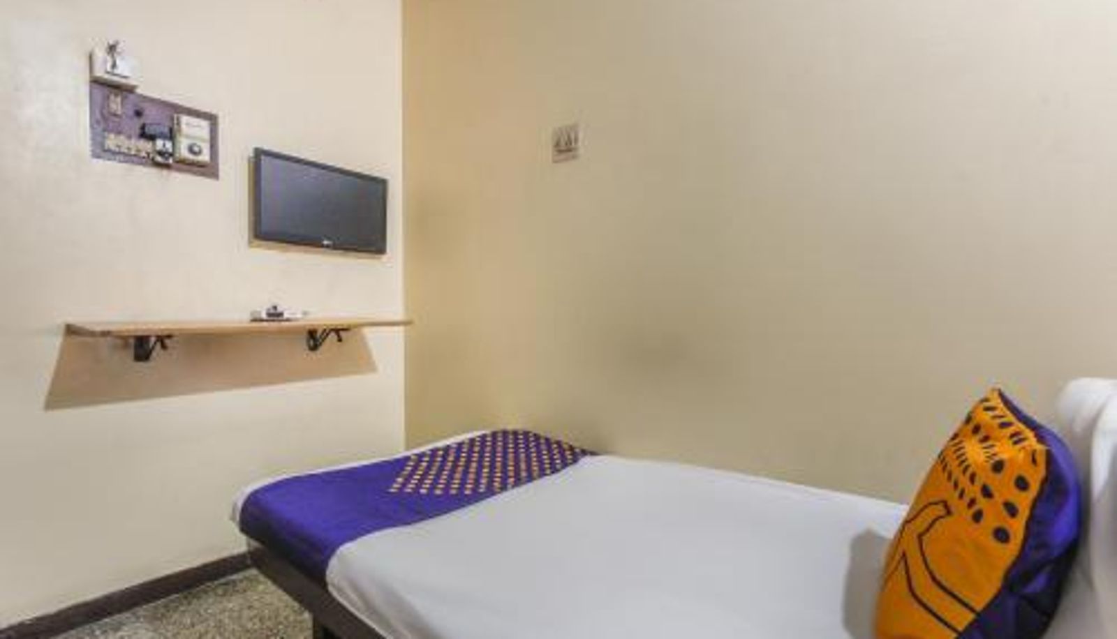 Chambre - SPOT ON Thangam Lodge