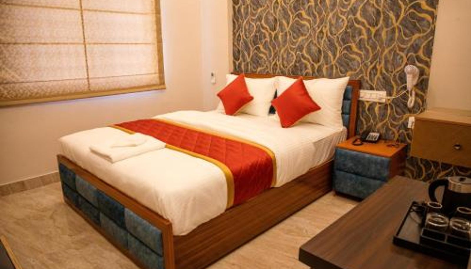Room - Serenity Stay Inn