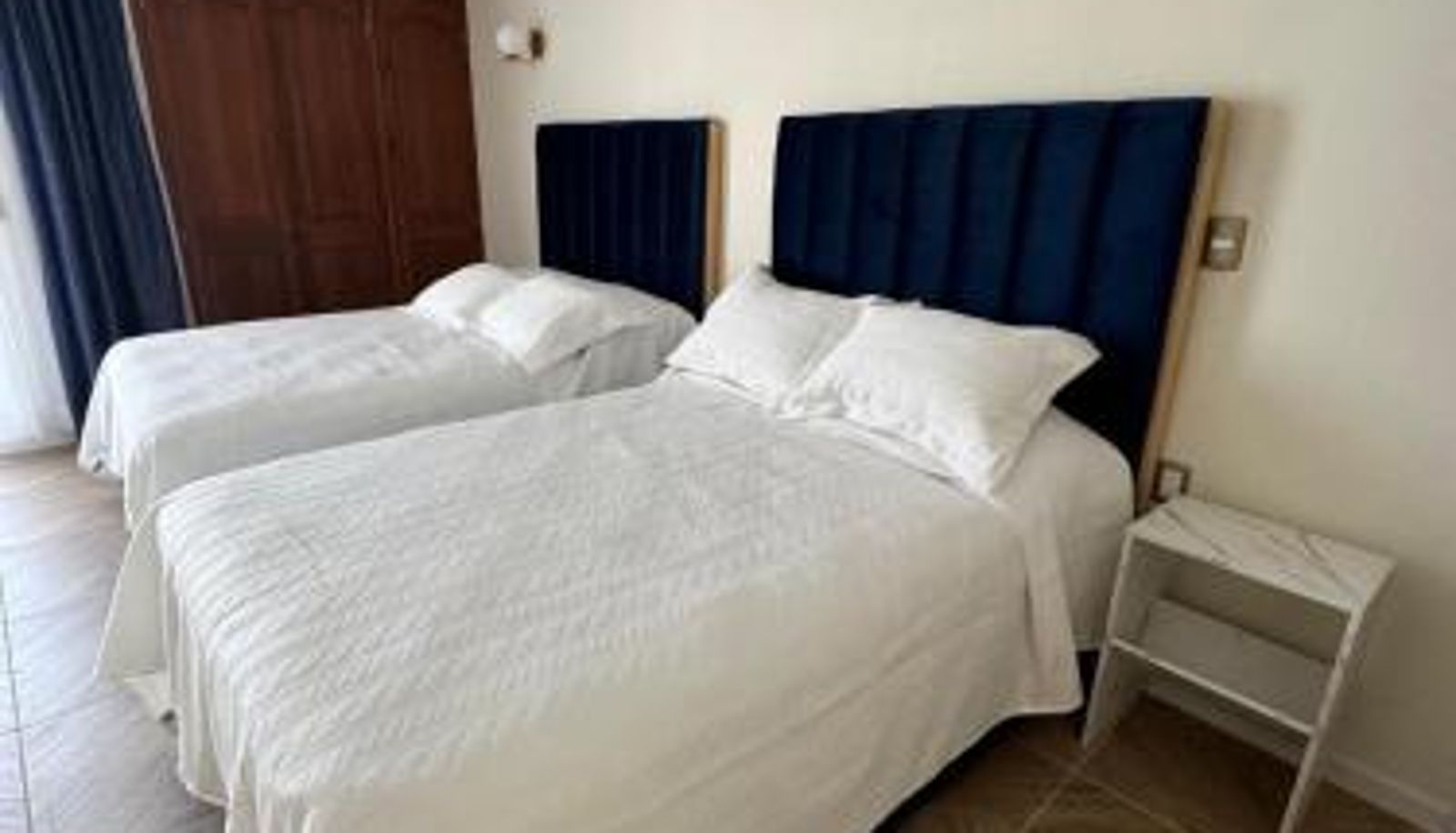 Info - Hotel casa monzerrat