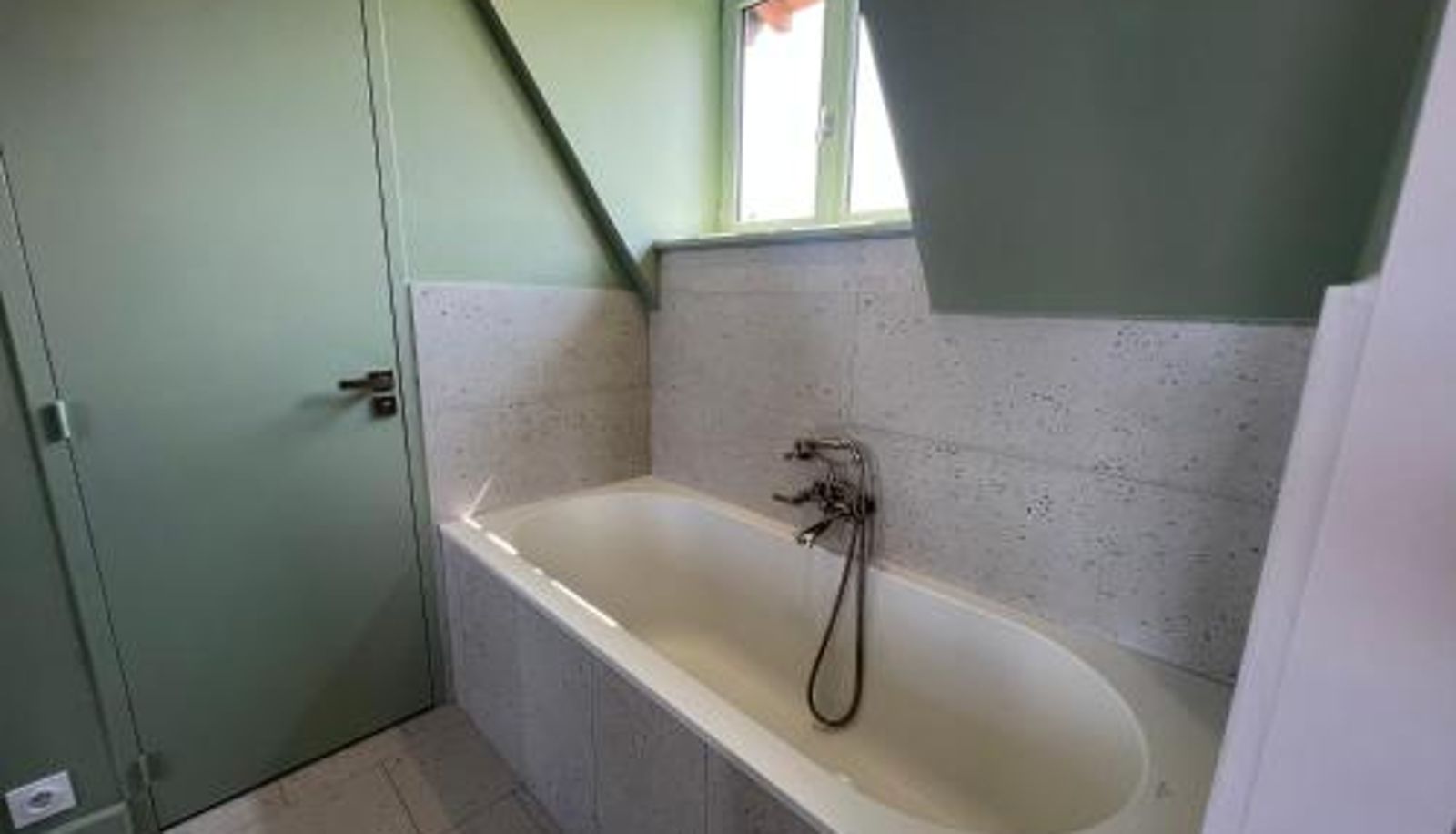 Badezimmer - Logis Hotel La Maison à Pan De Bois