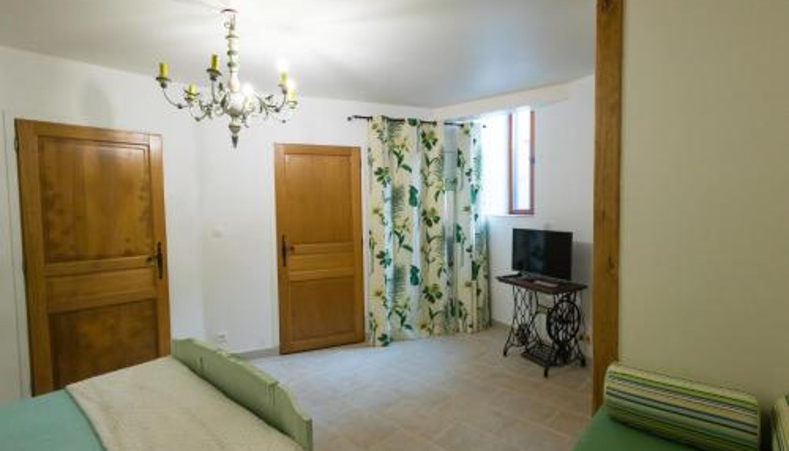 Zimmer - Oustal de la FRAYSSIERE