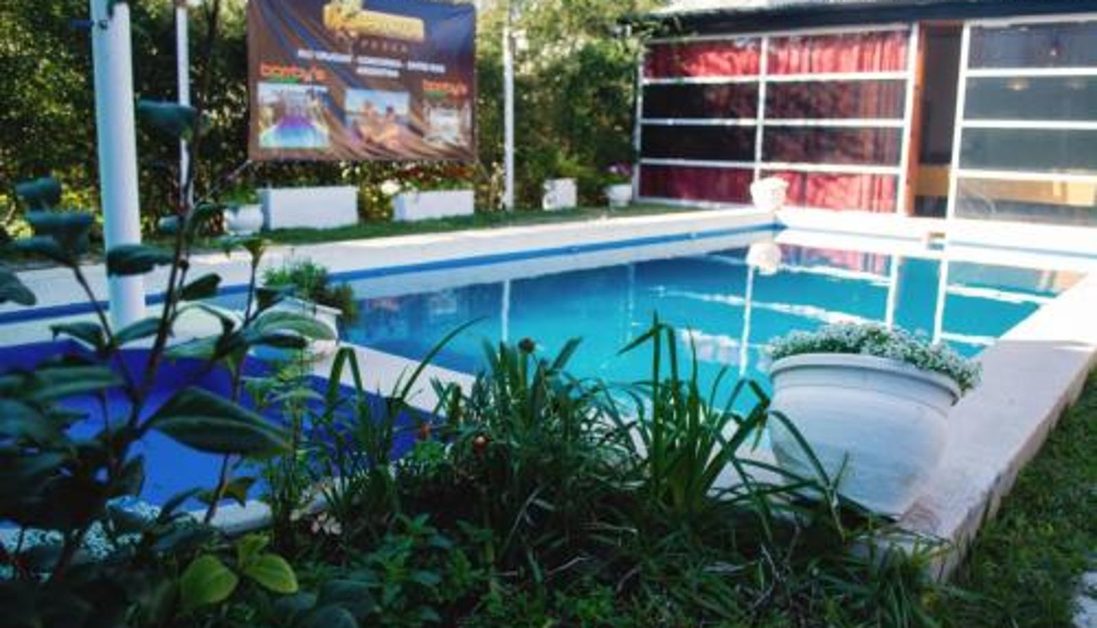 Pool - Posada Bambys