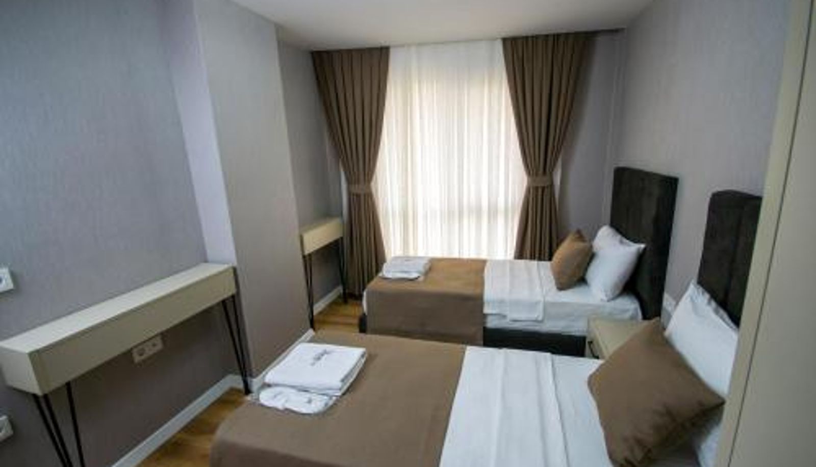 Room - Luxury Life Suites