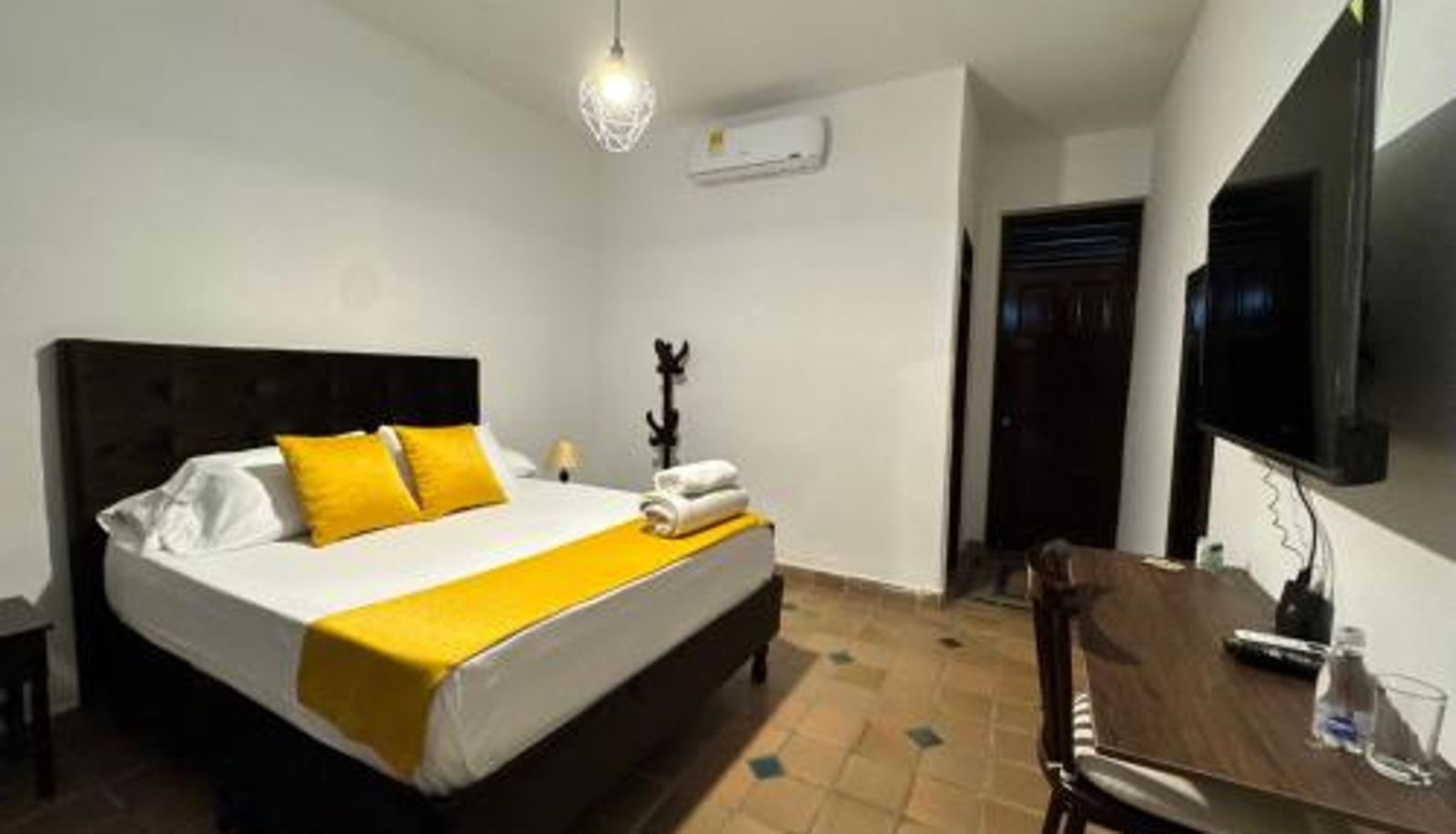 Info - Hotel Boulevard del Río