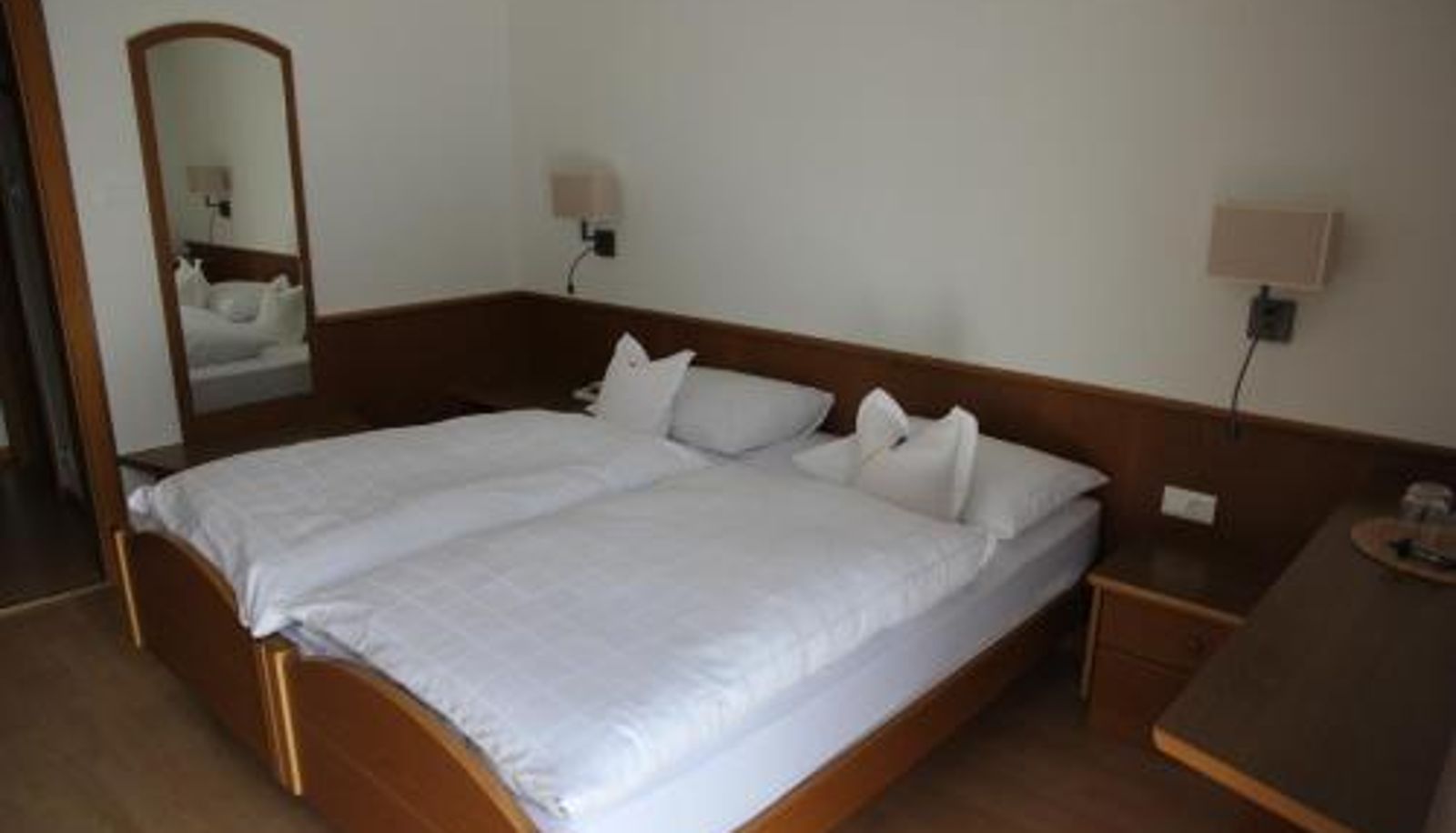Zimmer - Garni Hotel Max