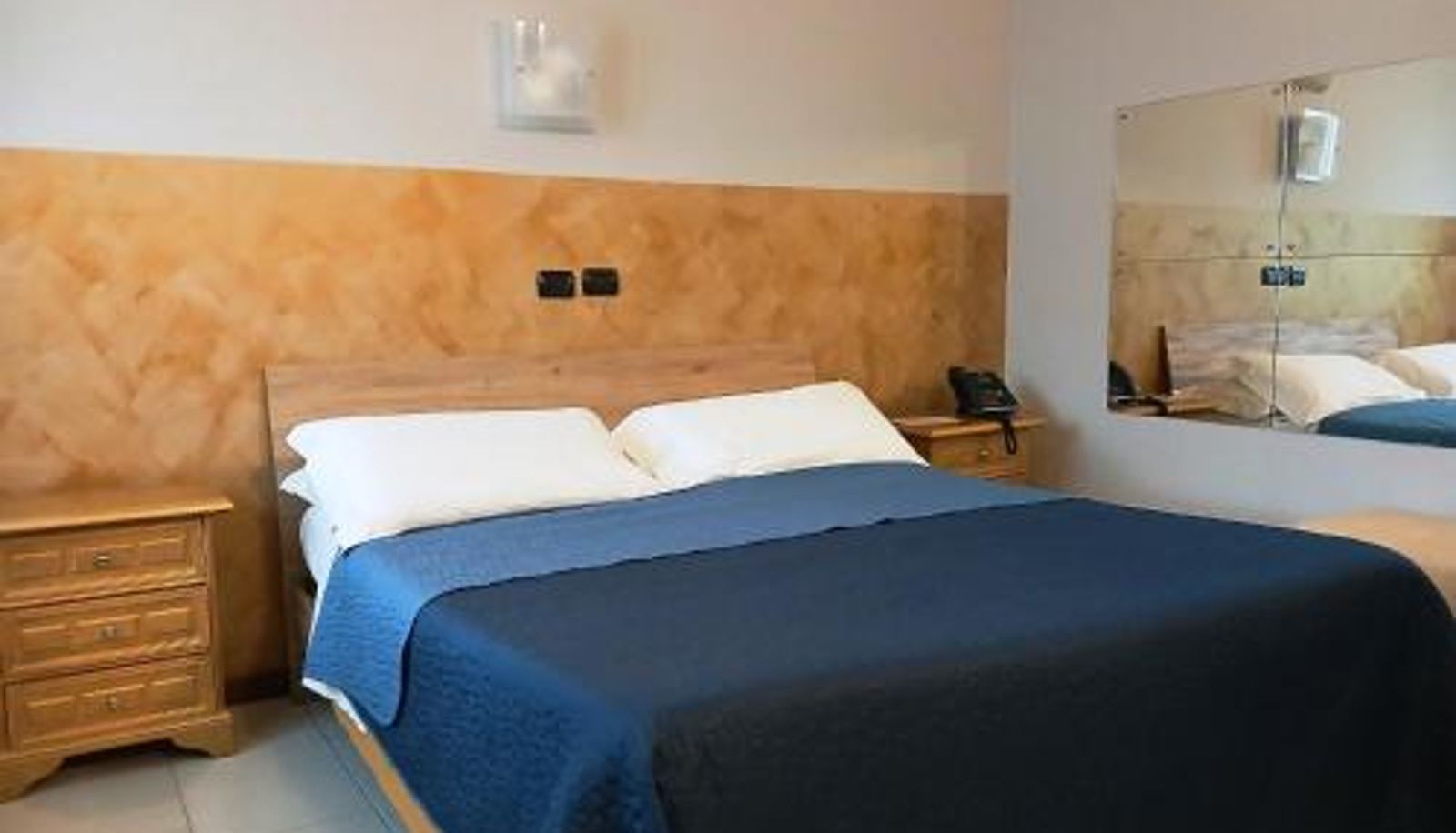 Chambre - Hotel Motel Est
