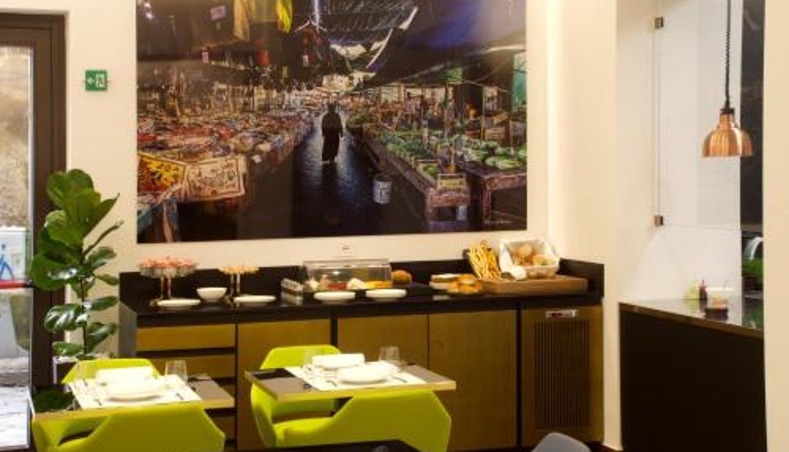 Frühstücksraum innerhalb des Restaurants - Palazzo Cartari